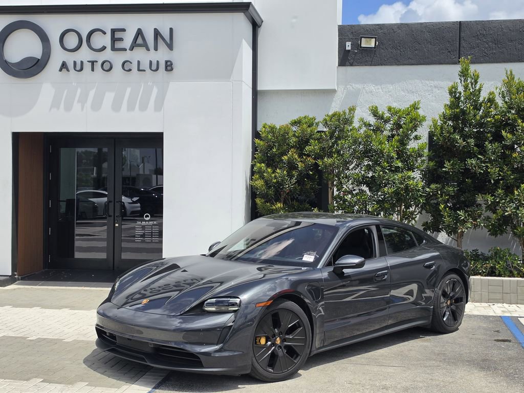 Used 2022 Porsche Taycan image 1