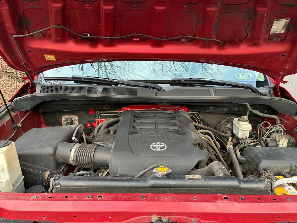 Used 2012 Toyota Tundra 4x4 Double Cab w/ Tow Pkg image 9