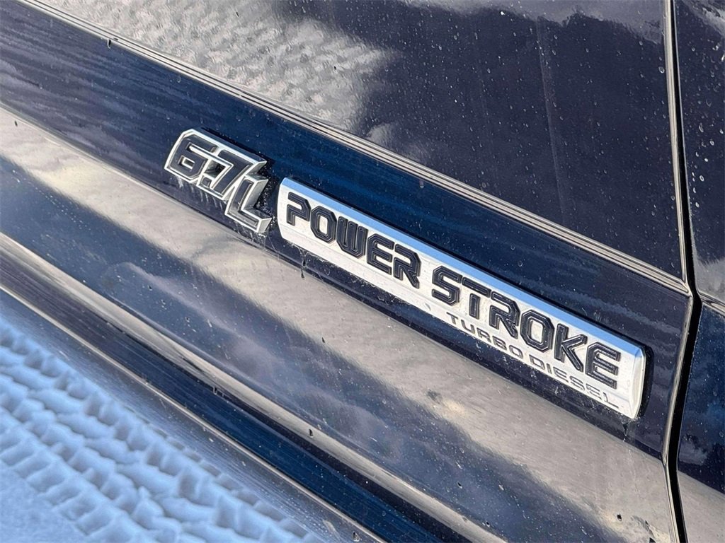 Used 2022 Ford F350 Platinum image 9