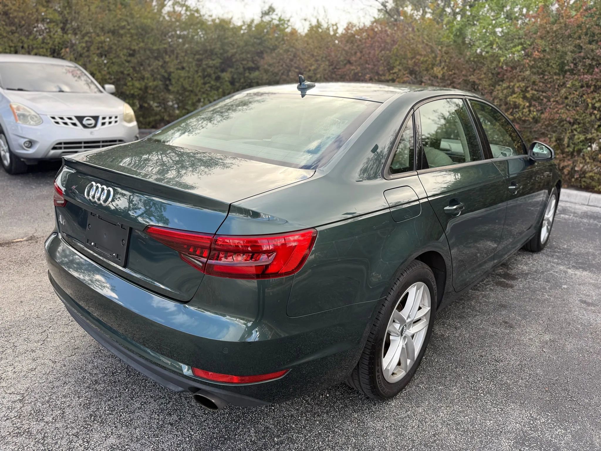 Used 2017 Audi A4 2.0T Premium image 5