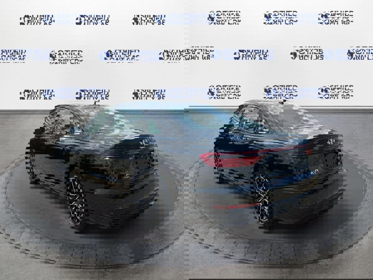 Used 2020 Audi A8 L 4.0T w/ Sport Plus Package image 4