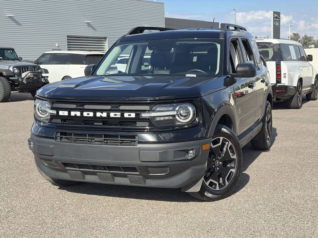 Used 2023 Ford Bronco Sport Outer Banks w/ Tech Package AWD/4WD image 4