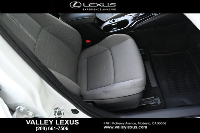 Used 2024 Toyota Corolla SE w/ SE Premium Package FWD image 20