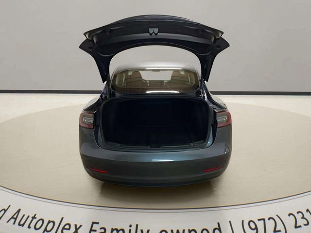 Used 2023 Tesla Model 3 Standard Range image 23