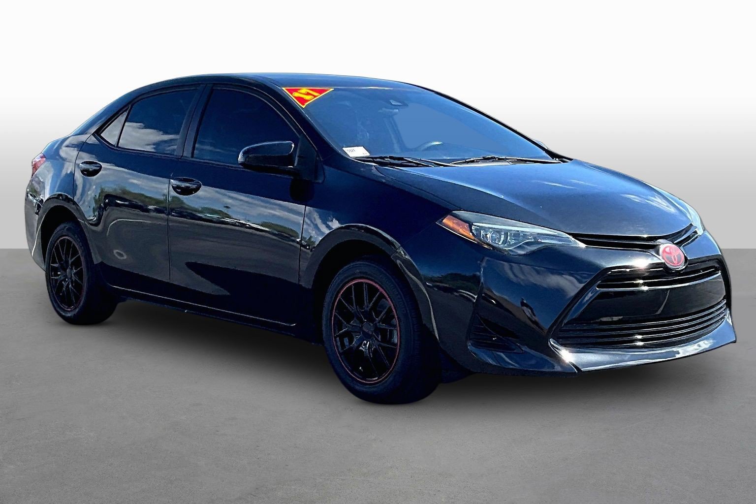 Used 2019 Toyota Corolla LE FWD image 11