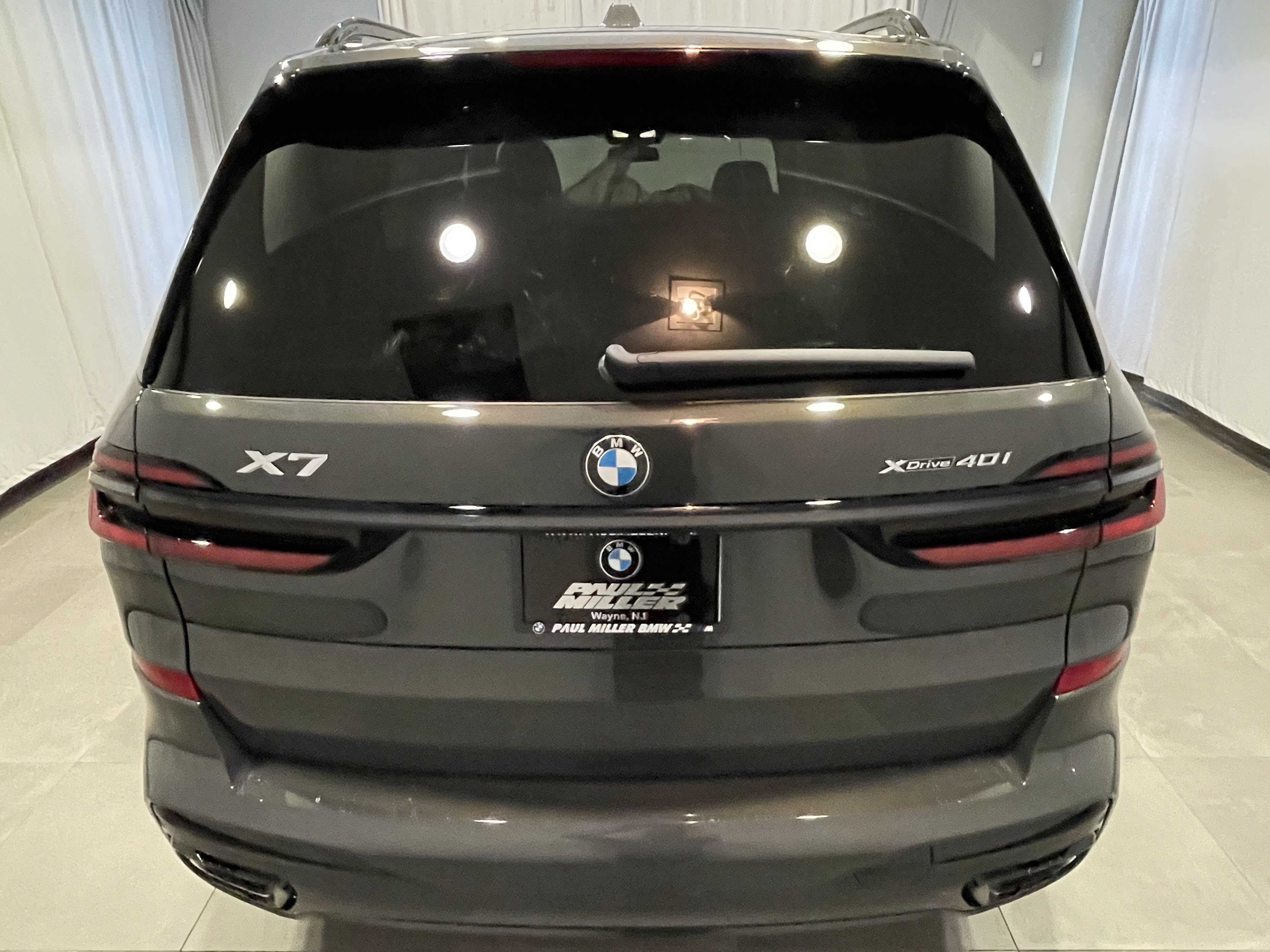 New 2027 BMW X7 xDrive40i w/ M Sport Package AWD/4WD image 5