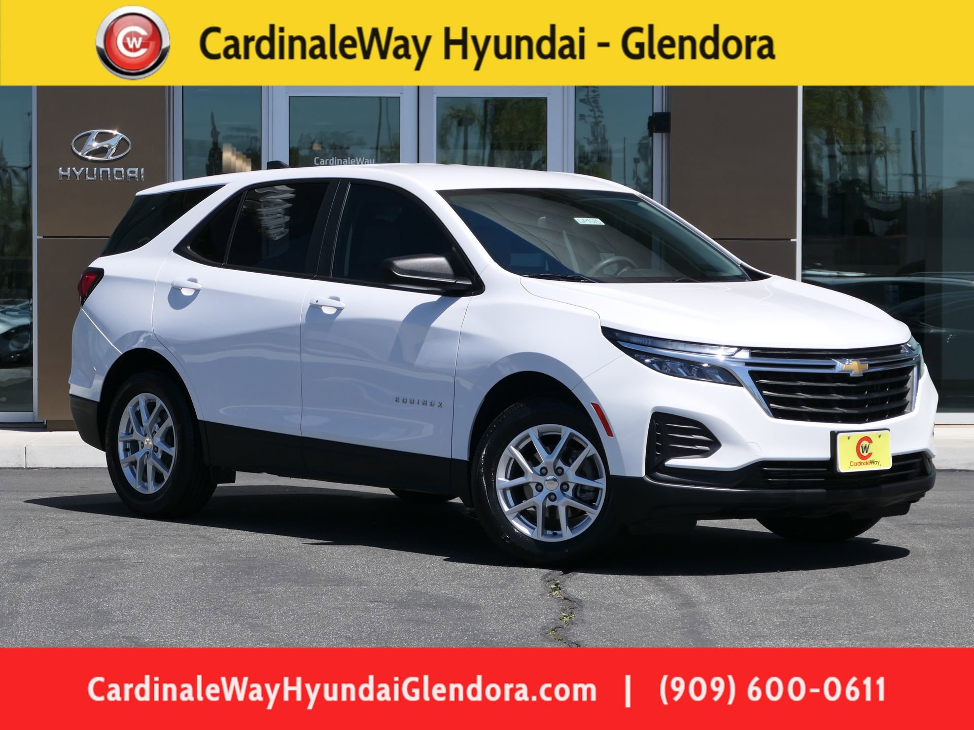 Used 2023 Chevrolet Equinox LS FWD image 1