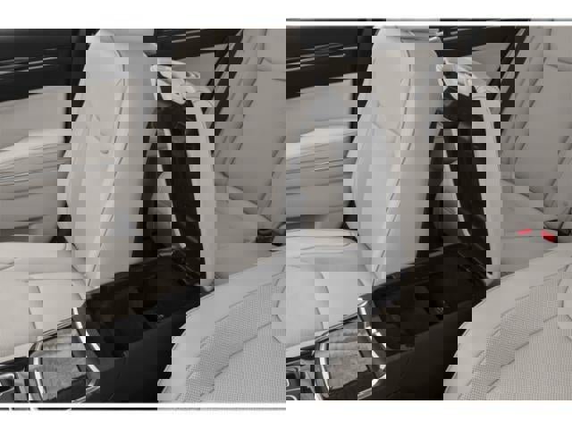 Used 2019 Chrysler 300 Touring w/ Sport Appearance Package image 15