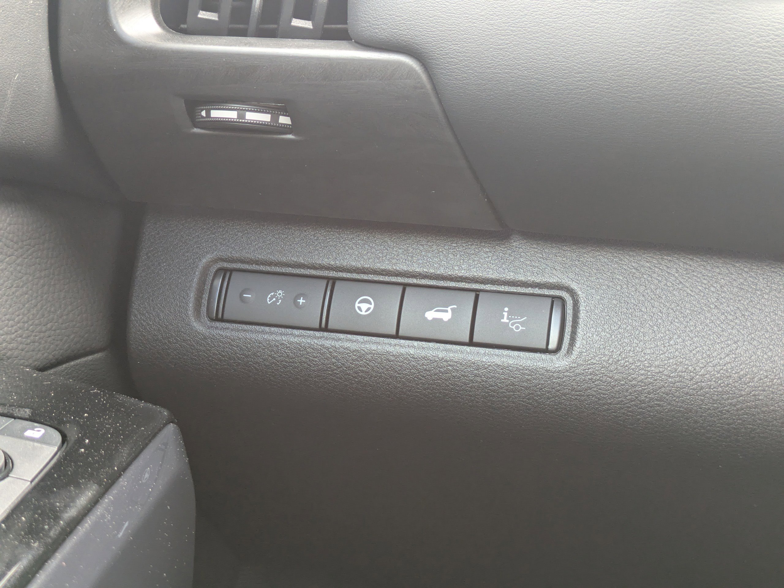 New 2026 Nissan Pathfinder Platinum w/ Cargo Package FWD image 29