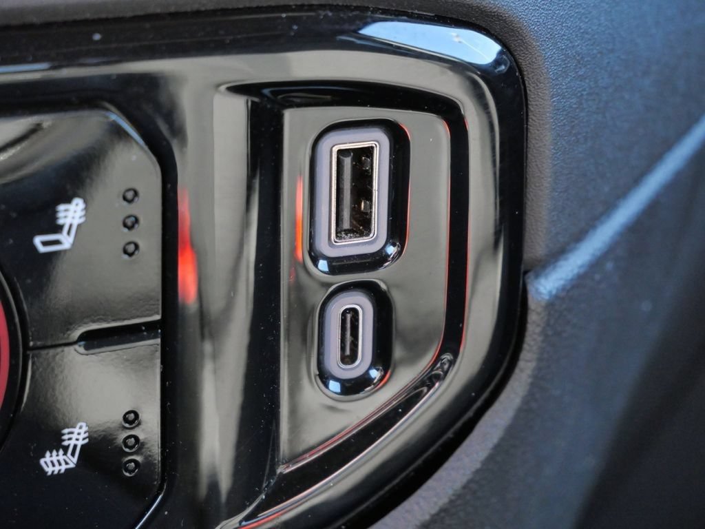 Used 2023 GMC Sierra 1500 Elevation AWD/4WD image 45