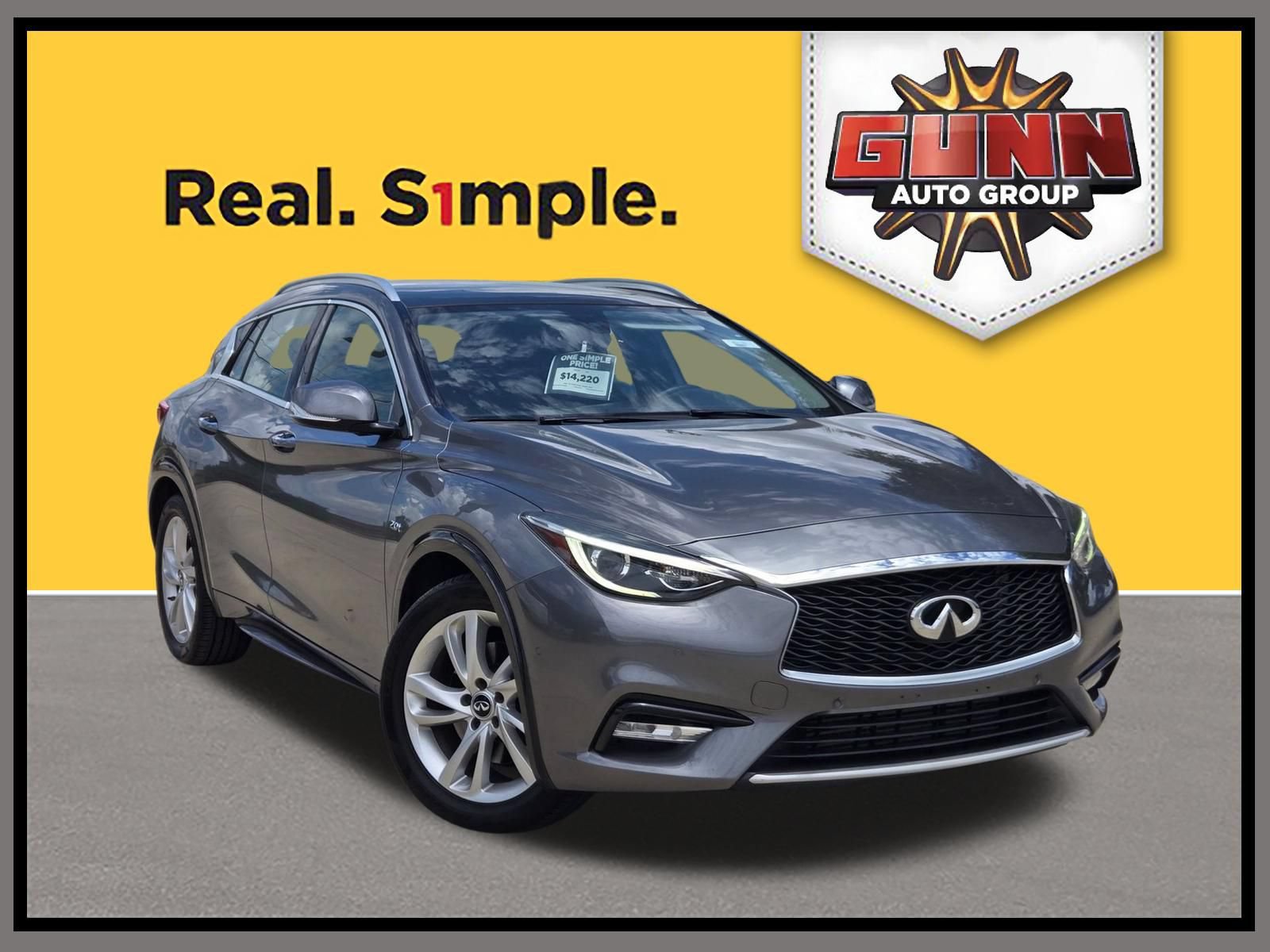 Used 2017 INFINITI QX30 Premium w/ Navigation Package FWD image 1