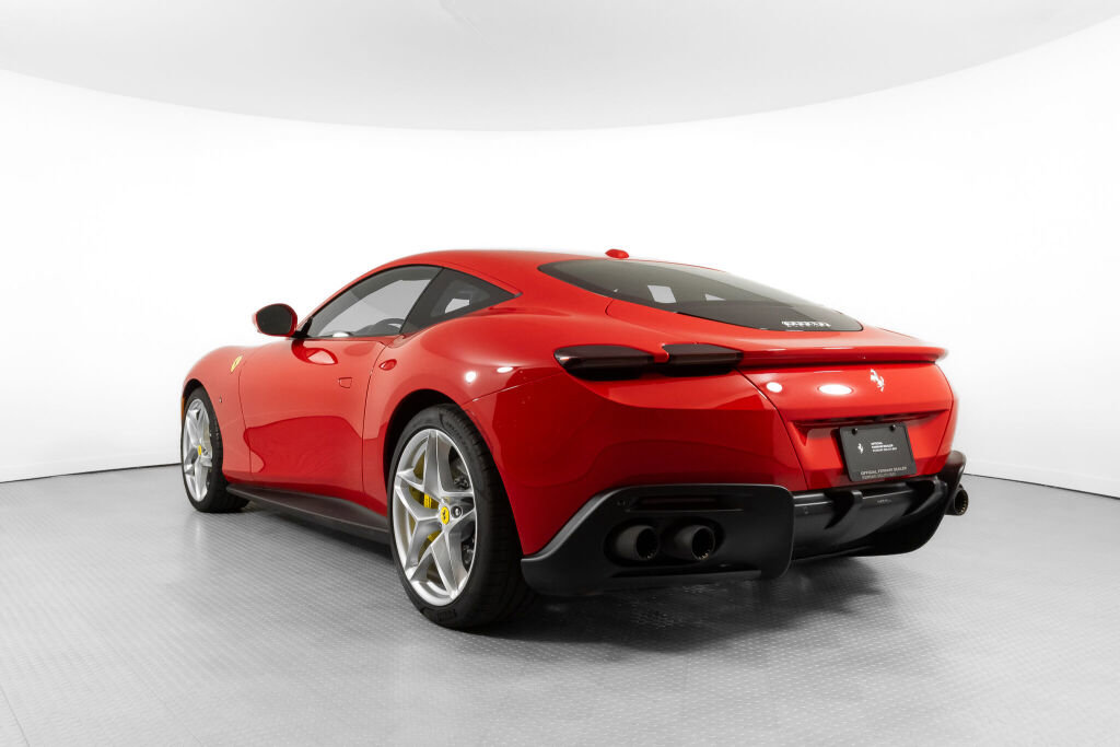 Certified 2021 Ferrari Roma image 15