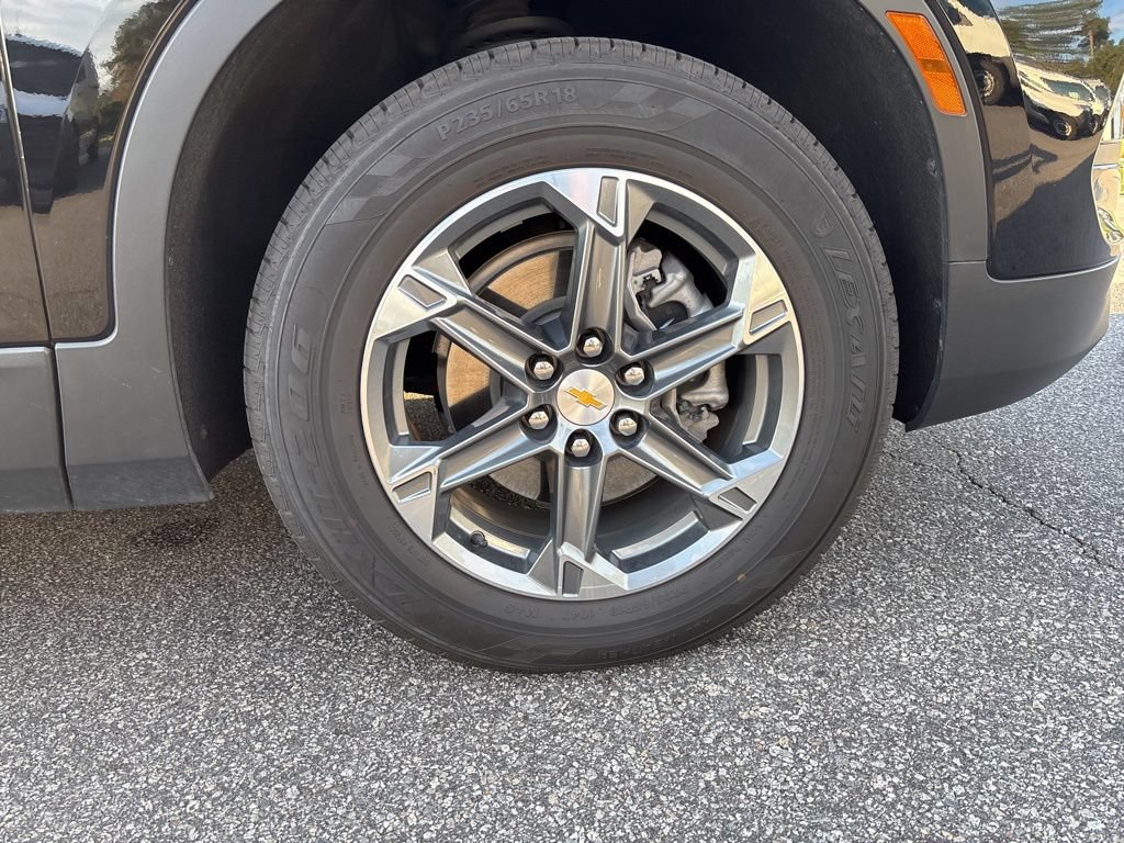 Used 2025 Chevrolet Blazer LT FWD image 10