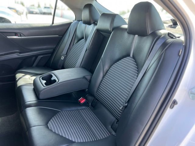Used 2024 Toyota Camry SE image 17
