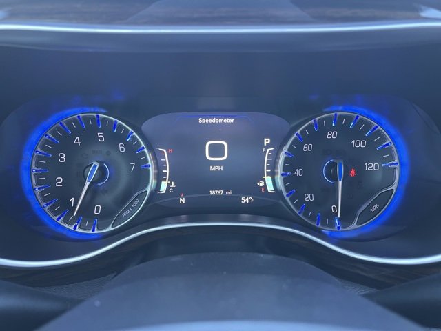 Used 2023 Chrysler Pacifica Pinnacle image 22