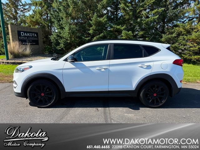 Used 2017 Hyundai Tucson Night AWD/4WD image 1