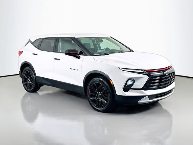 Certified 2024 Chevrolet Blazer LT w/ Redline Edition image 2