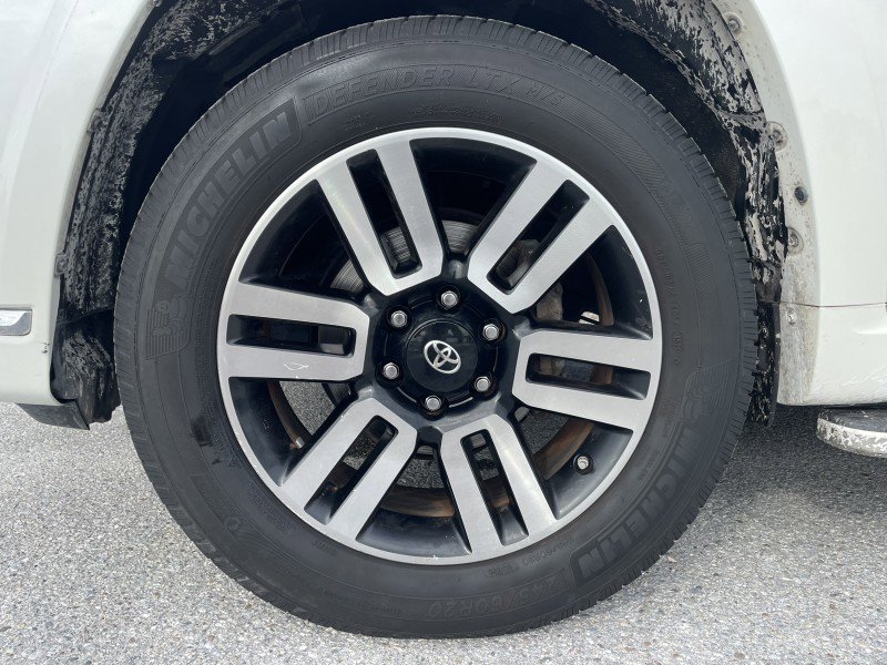 Used 2016 Toyota 4Runner Limited image 20