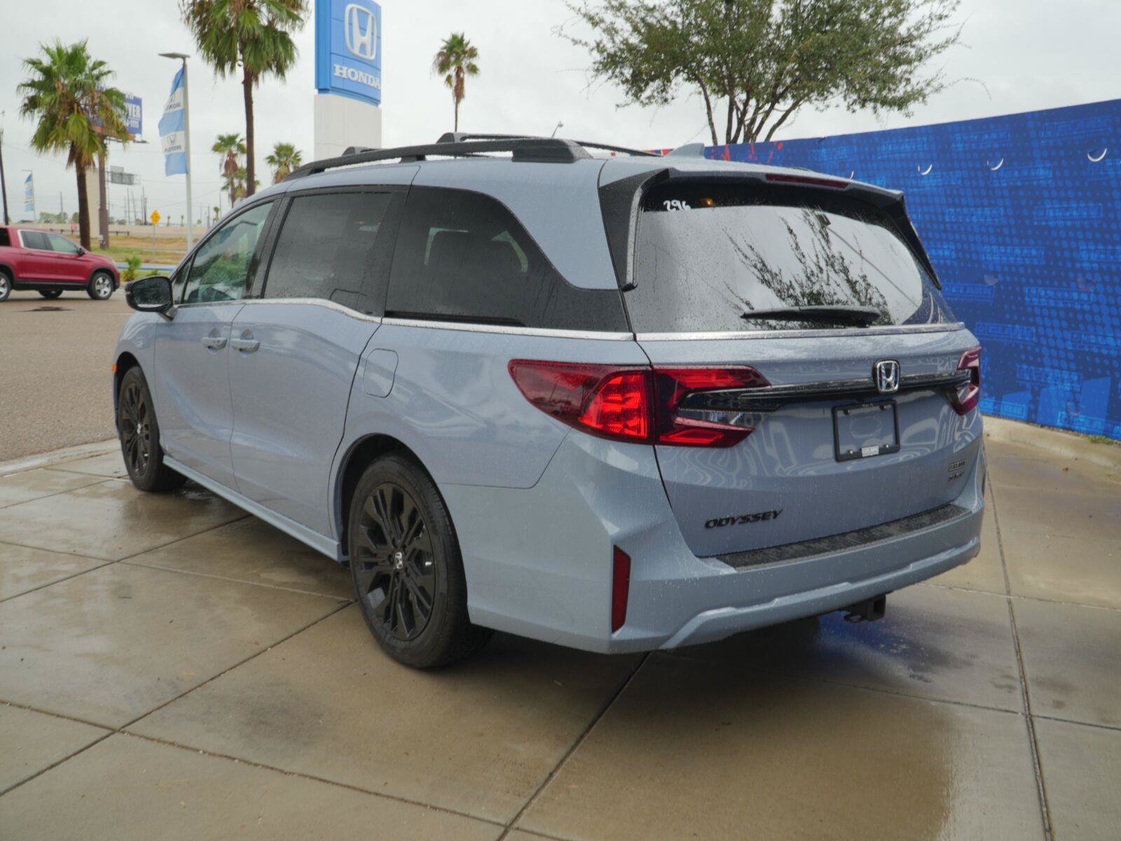 New 2027 Honda Odyssey Sport-L image 9