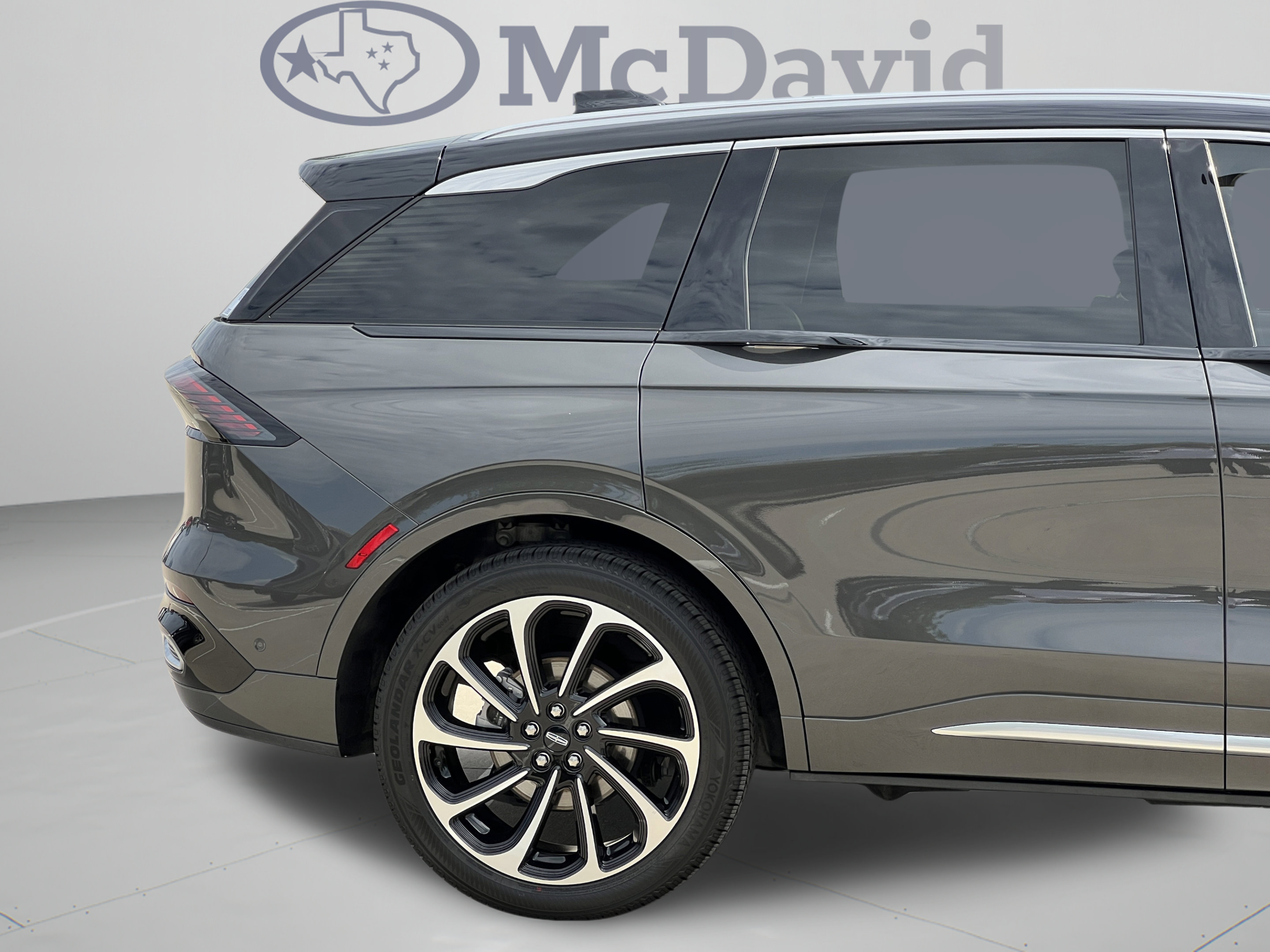Certified 2024 Lincoln Nautilus Black Label AWD/4WD image 35