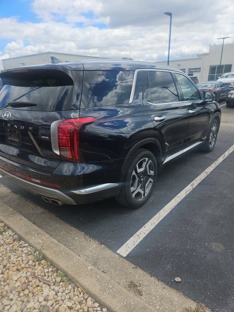 Used 2024 Hyundai Palisade Limited AWD/4WD image 5