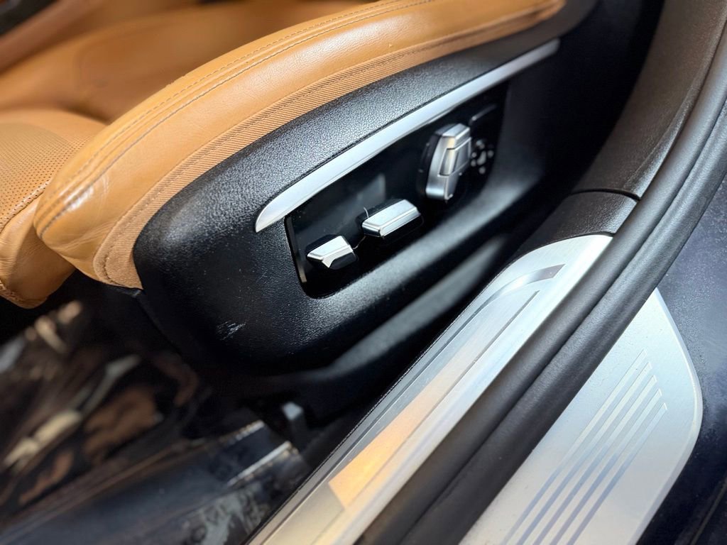 Used 2016 BMW 750i xDrive image 12