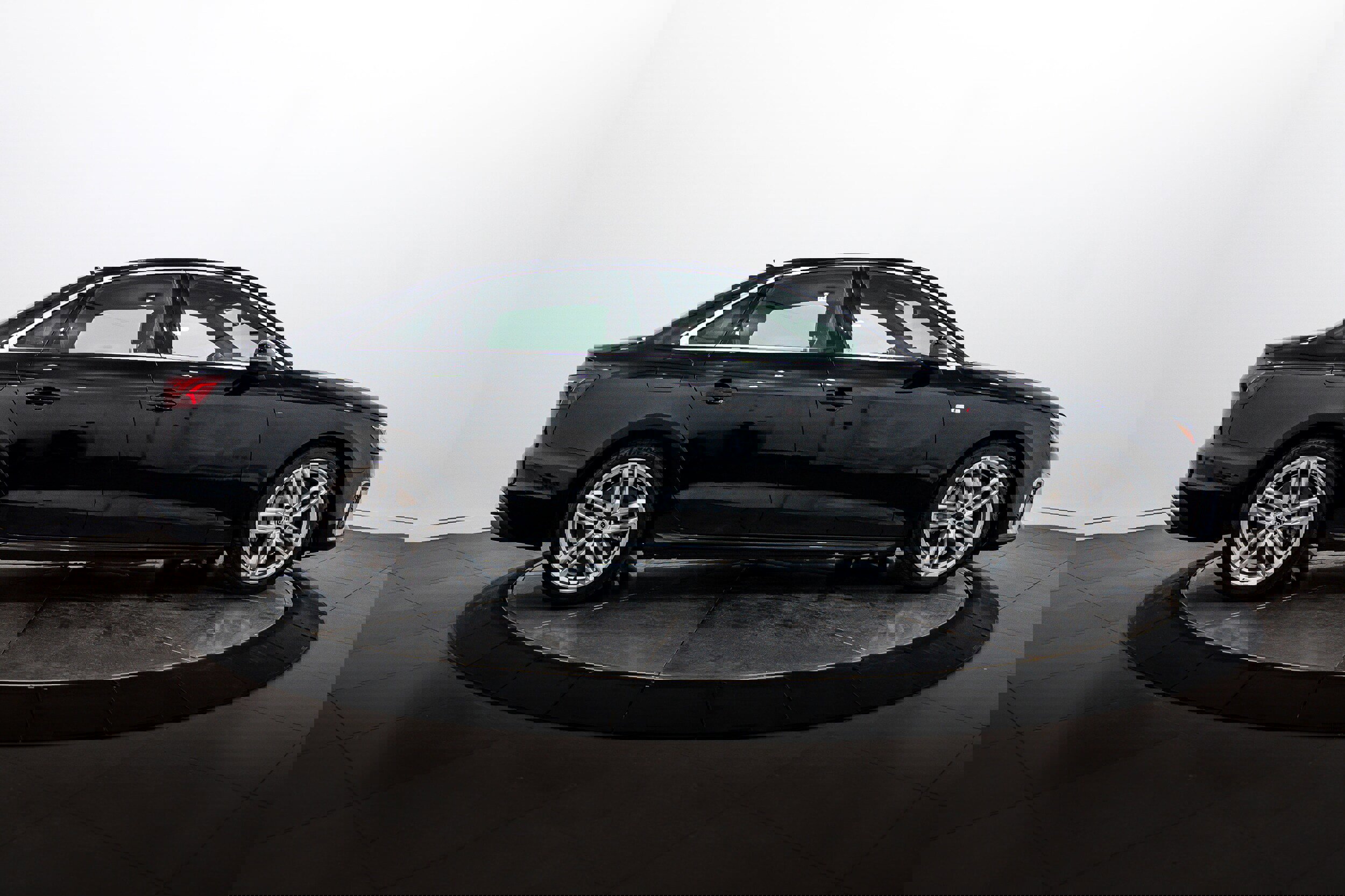 Used 2022 Audi A4 2.0T Premium Plus w/ Premium Plus Package image 3