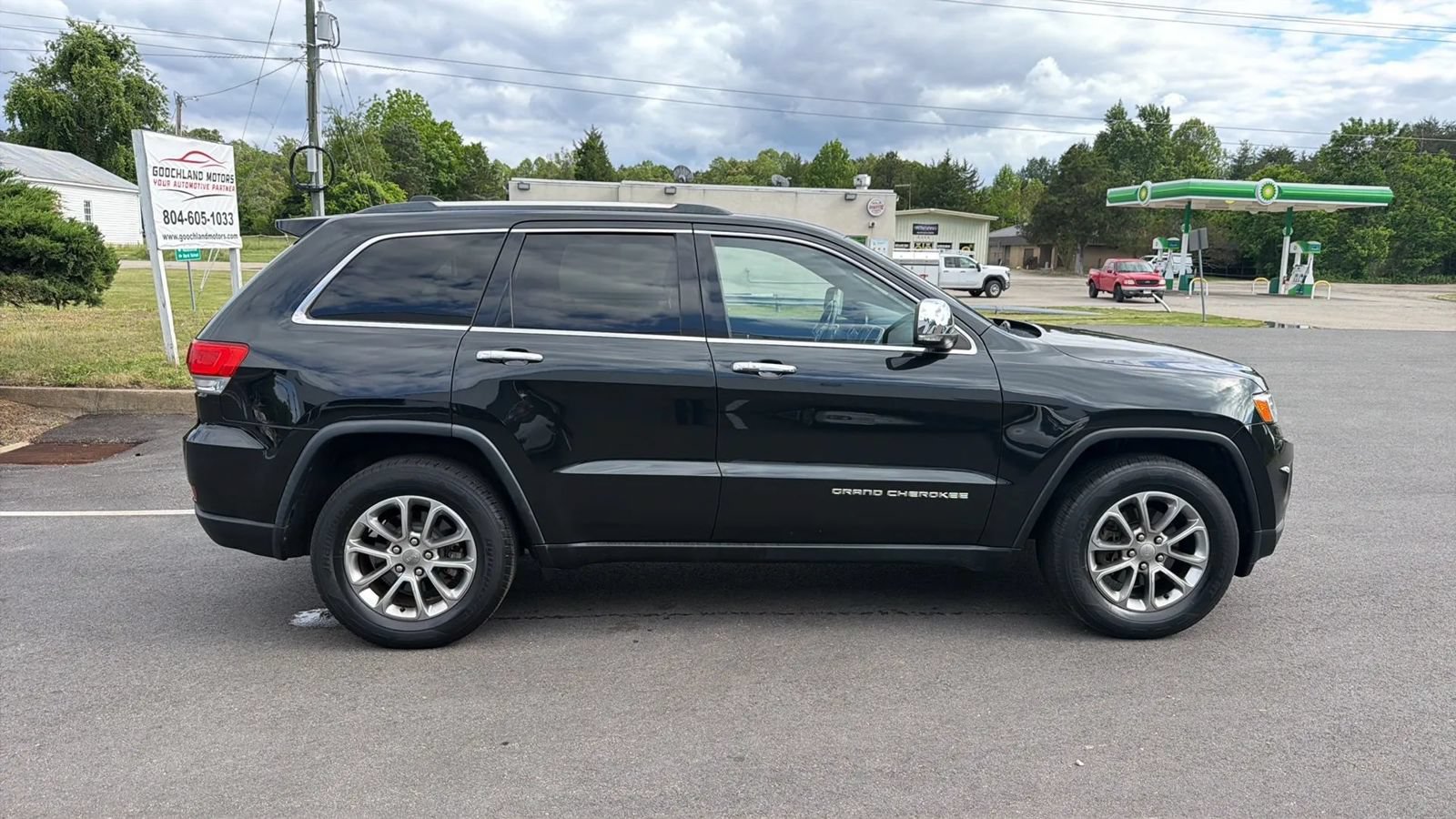 Used 2015 Jeep Grand Cherokee Limited w/ Luxury Group II RWD image 8