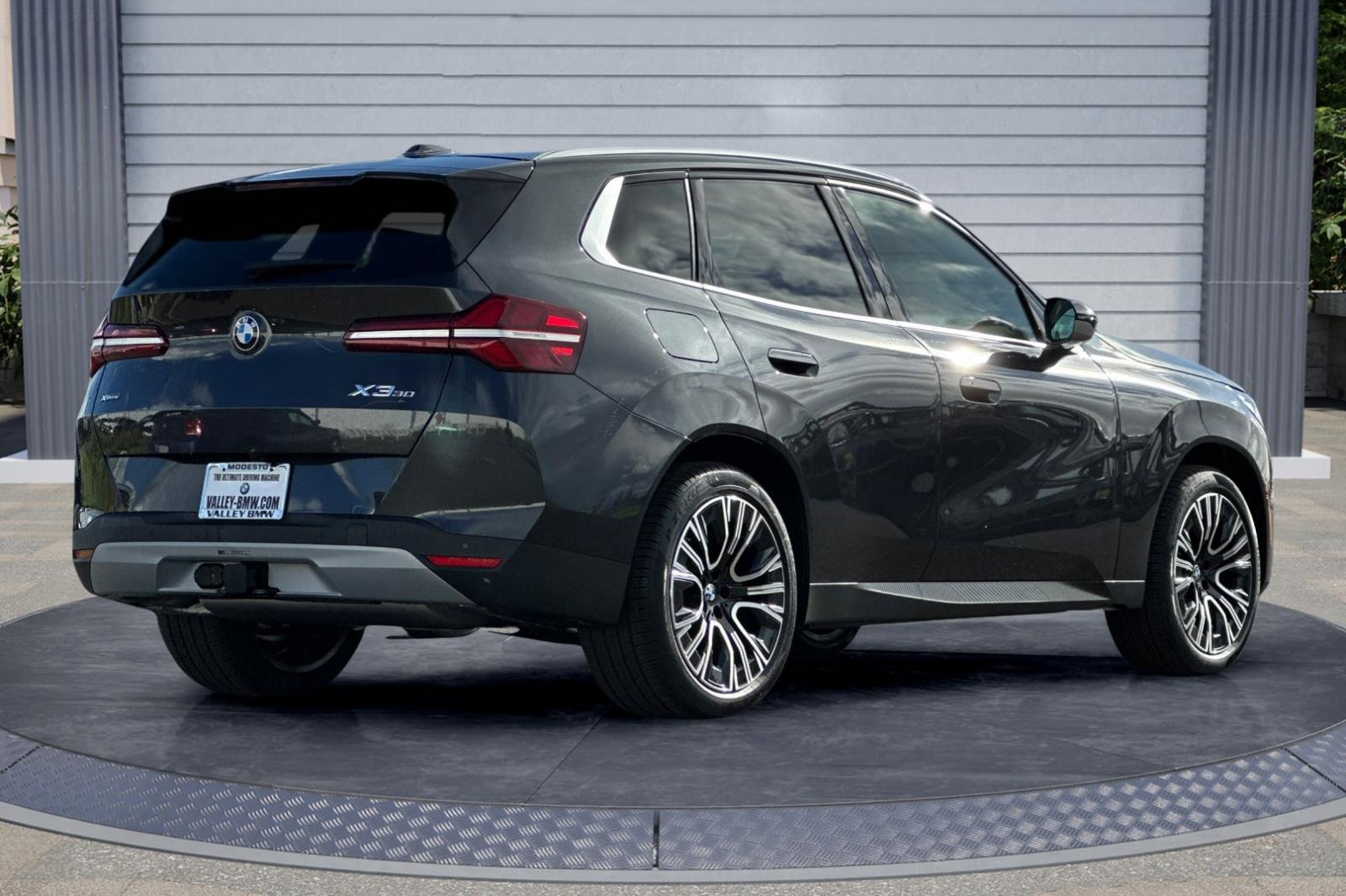 New 2026 BMW X3 xDrive30 w/ Convenience Package image 4