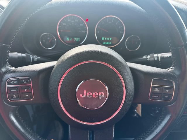 Used 2014 Jeep Wrangler Unlimited Sahara w/ Max Tow Package AWD/4WD image 18