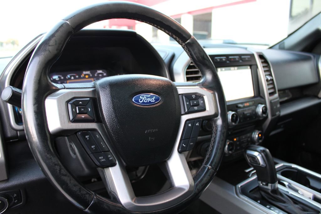 Used 2017 Ford F150 Platinum w/ Equipment Group 701A Luxury image 17