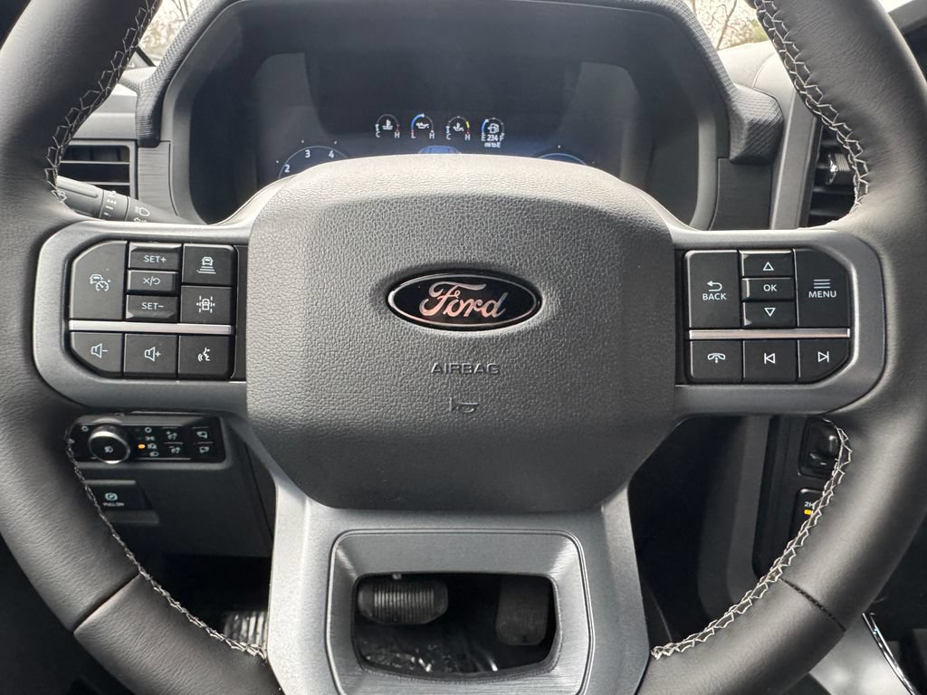 New 2026 Ford F150 XLT w/ Equipment Group 302A MID AWD/4WD image 30