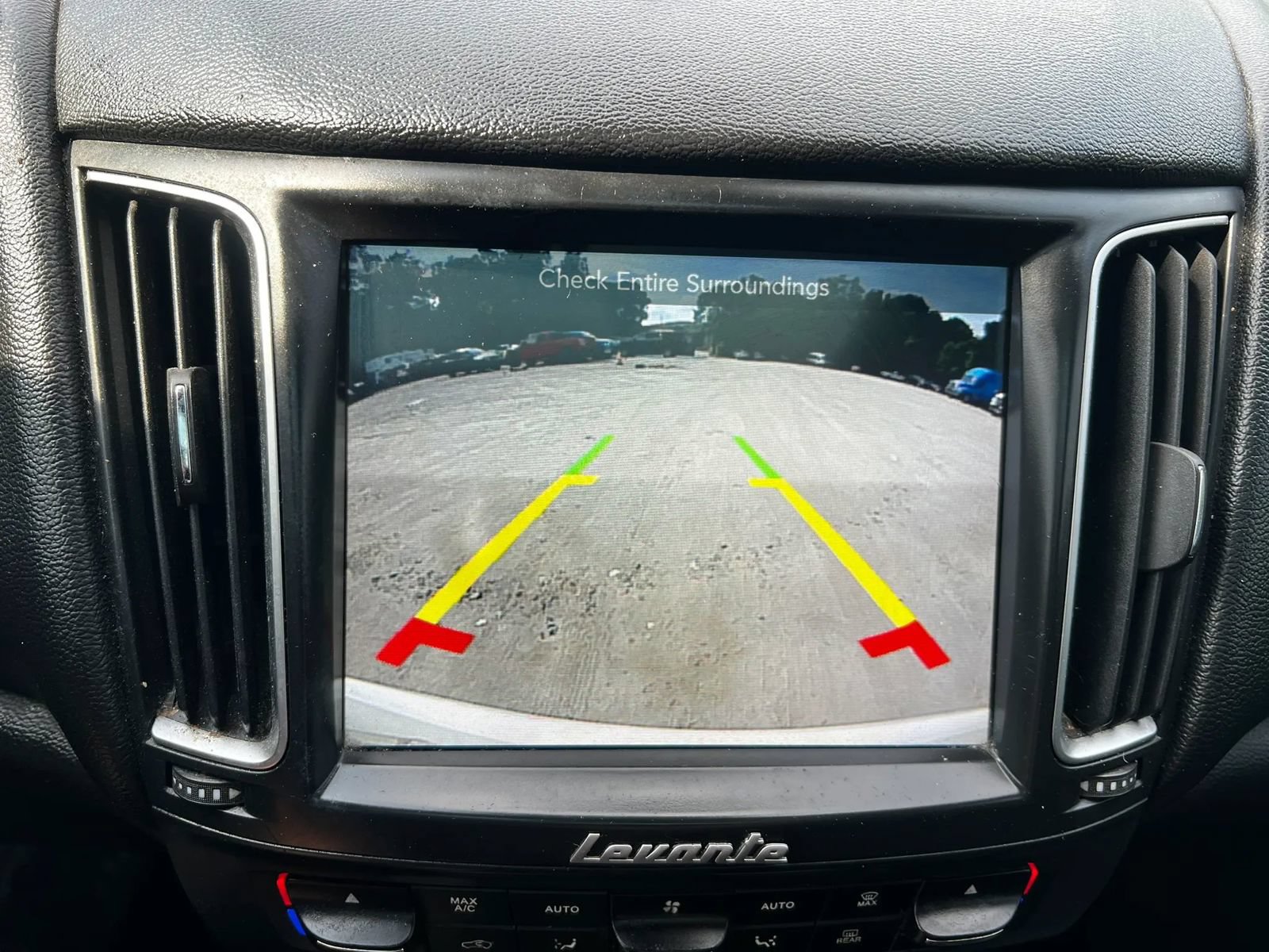Used 2019 Maserati Levante AWD/4WD image 22
