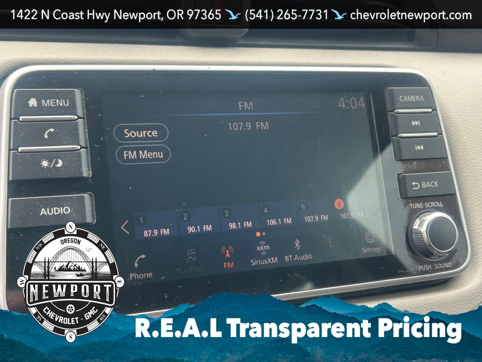 Used 2021 Nissan Versa SV FWD image 21