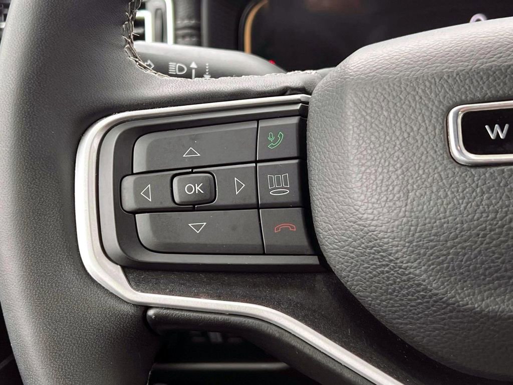 Used 2023 Jeep Wagoneer 4WD image 22