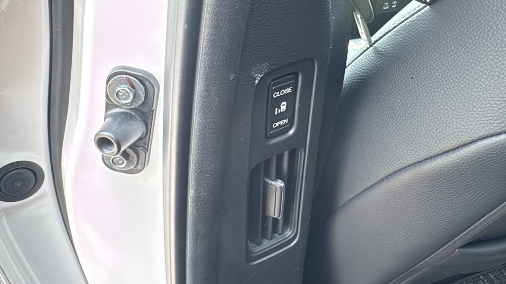 Certified 2025 Honda Odyssey EX-L image 24