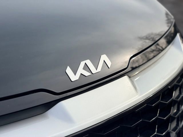 Used 2025 Kia Sportage EX image 30