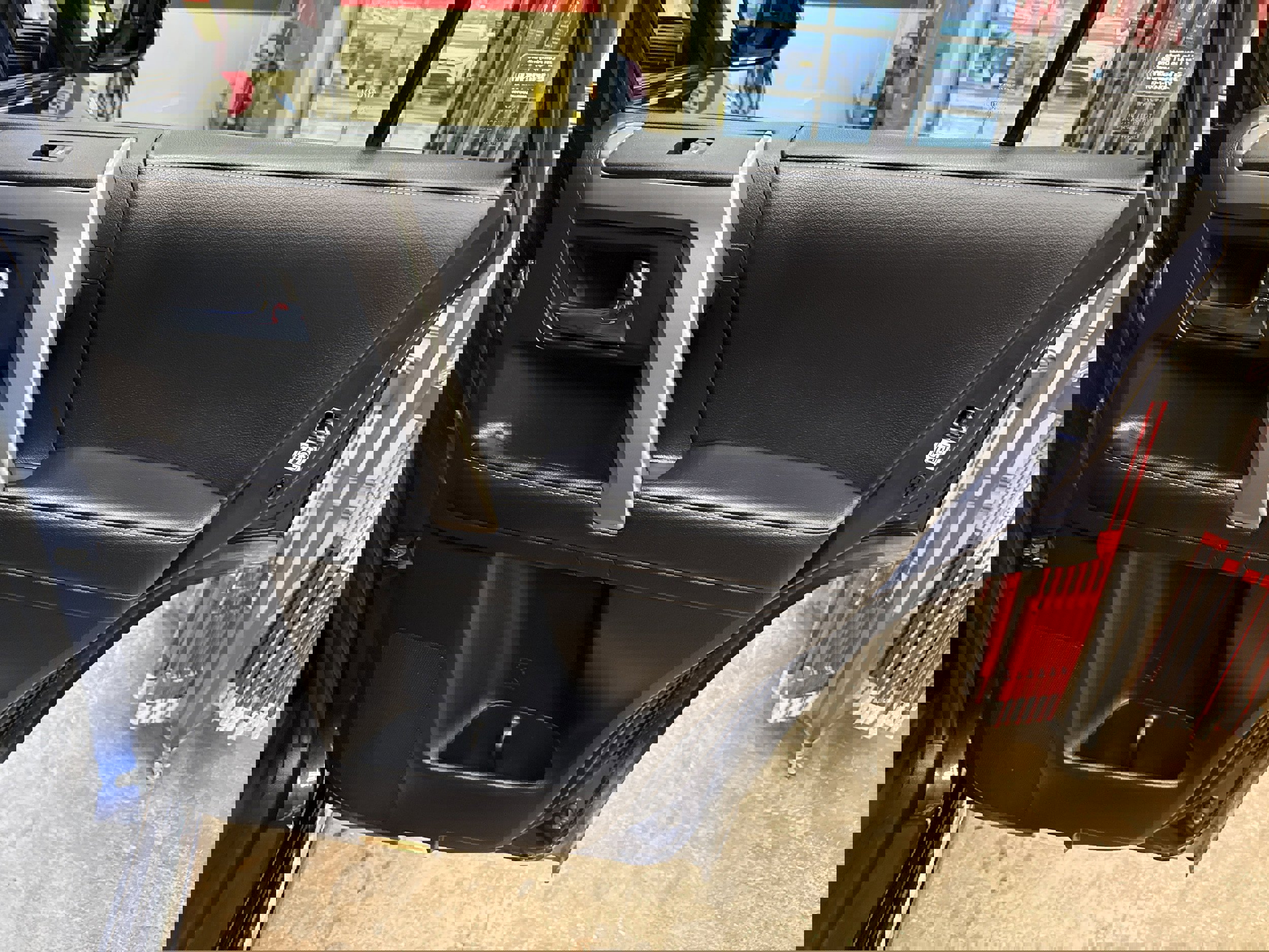 Used 2022 Toyota 4Runner Limited image 21