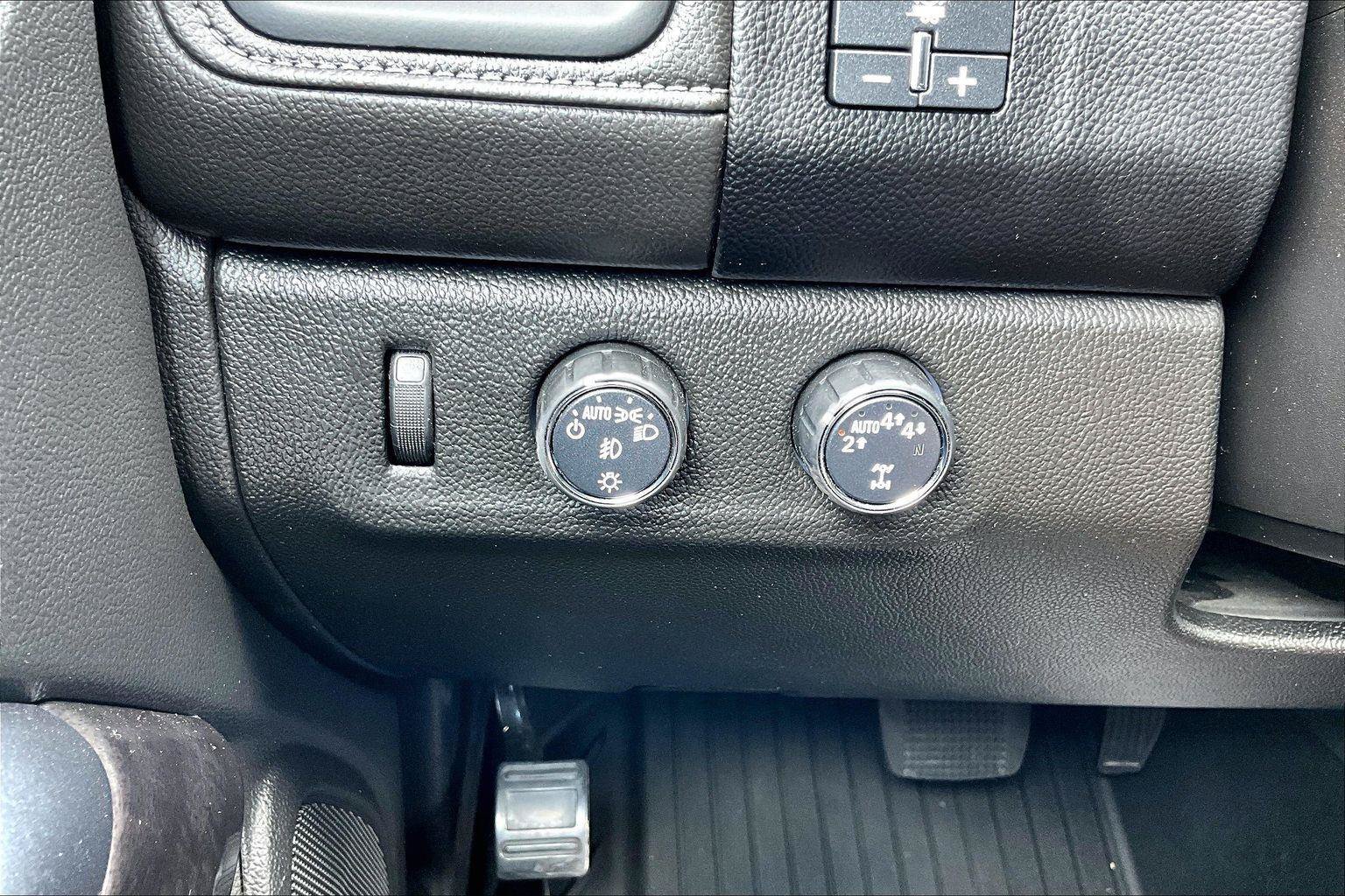 Used 2019 GMC Canyon SLT w/ Driver Alert Package AWD/4WD image 36