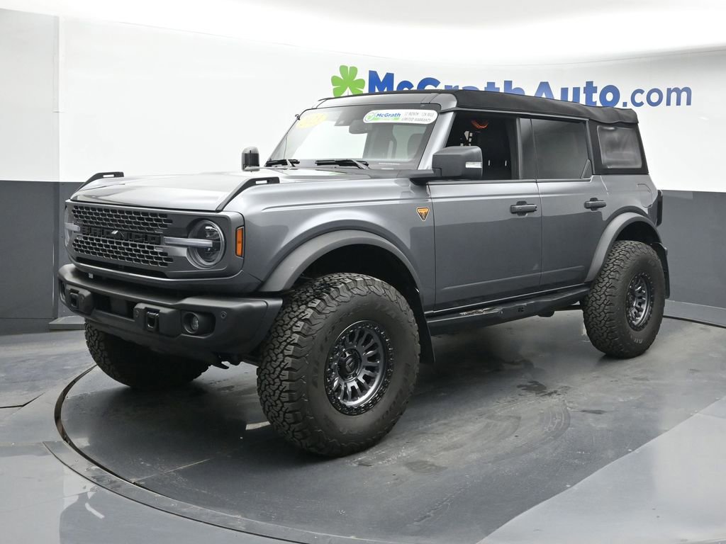 Used 2023 Ford Bronco Badlands image 16