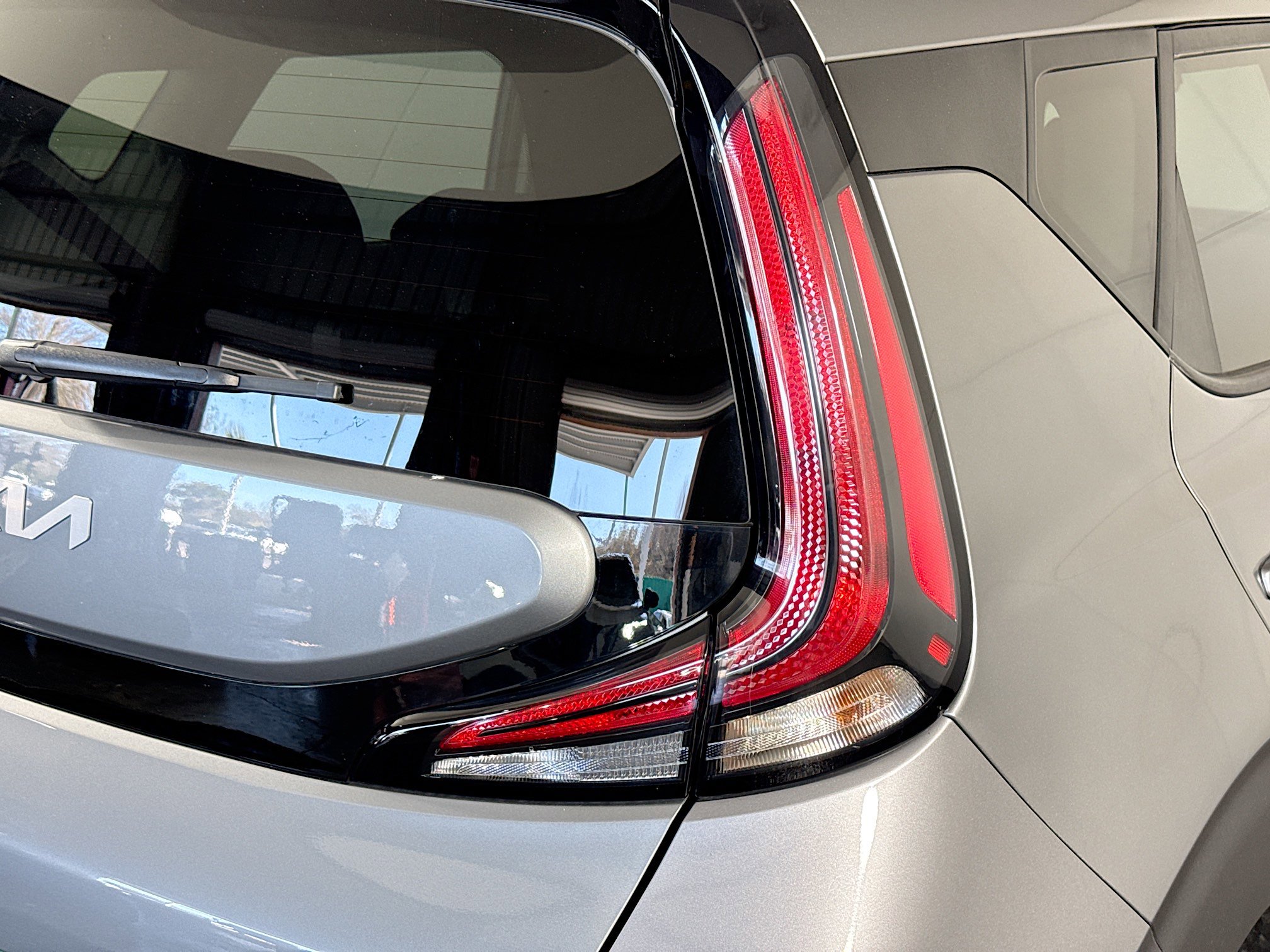 Used 2025 Kia Soul LX w/ LX Technology Package image 33