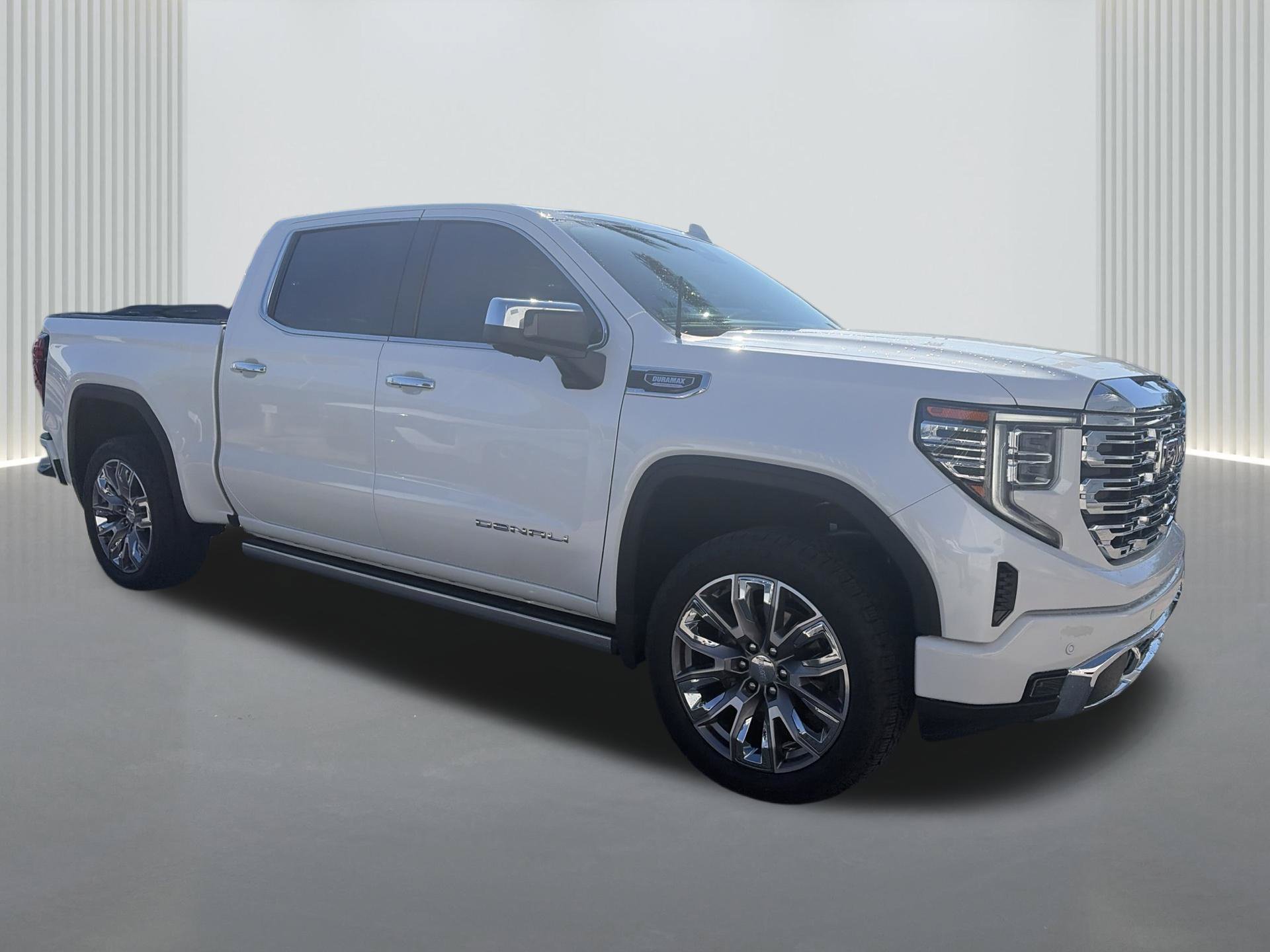 Used 2023 GMC Sierra 1500 Denali w/ Denali Reserve Package AWD/4WD image 7