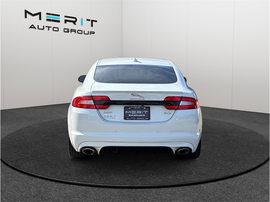 Used 2015 Jaguar XF Sport image 8