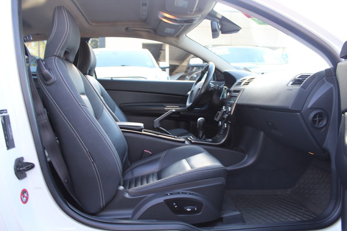 Used 2013 Volvo C30 T5 R-Design FWD image 25