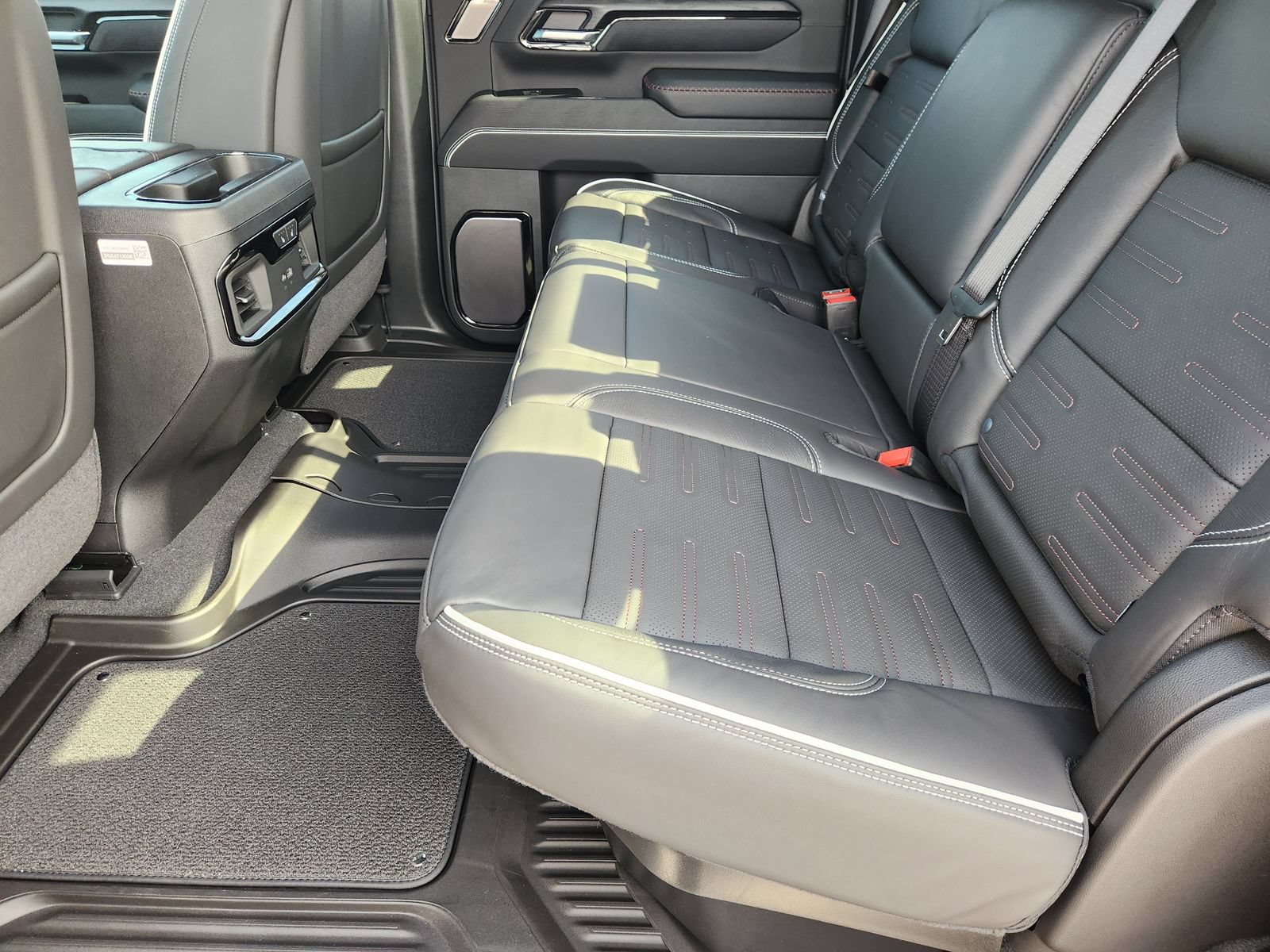 New 2026 GMC Sierra 2500 AT4X AWD/4WD image 35