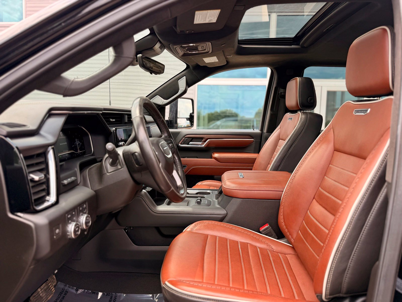 Used 2024 GMC Sierra 2500 Denali Ultimate w/ Max Trailering Package AWD/4WD image 26