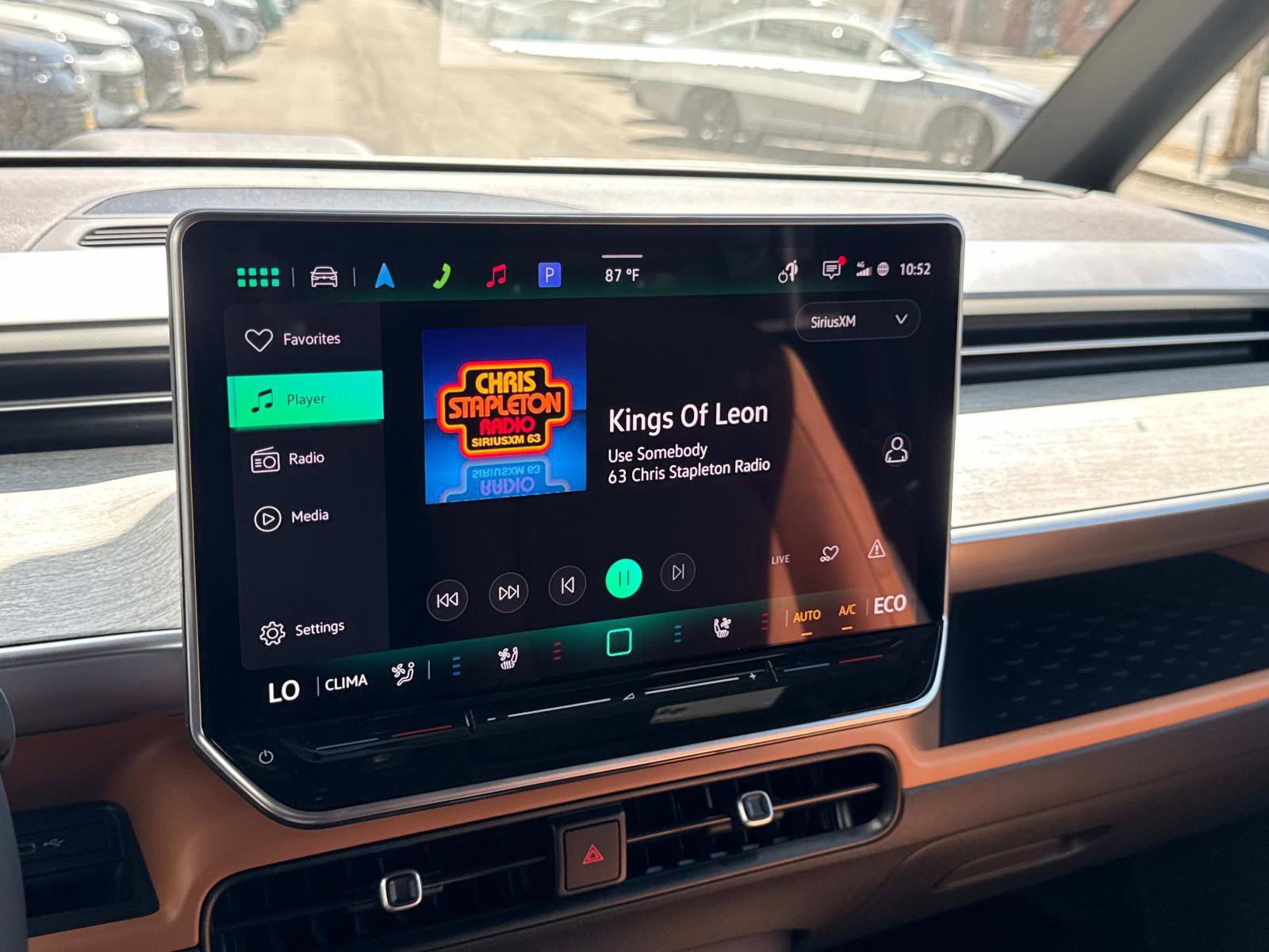 New 2025 Volkswagen ID. Buzz Pro S Plus image 24