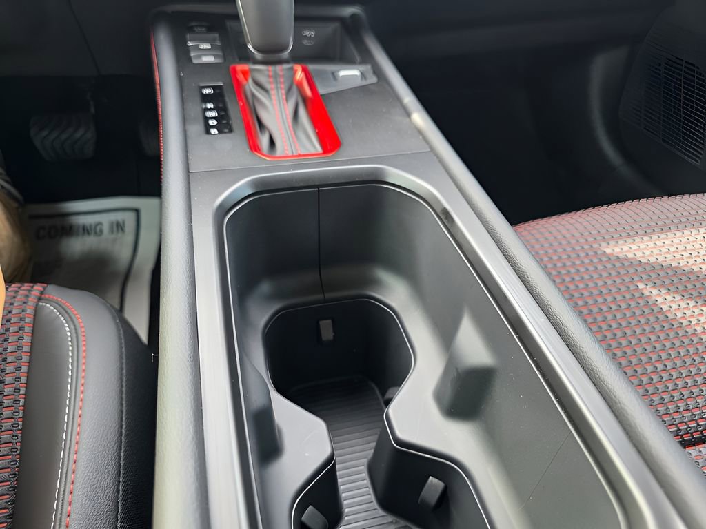 New 2026 Nissan Kicks SR image 24