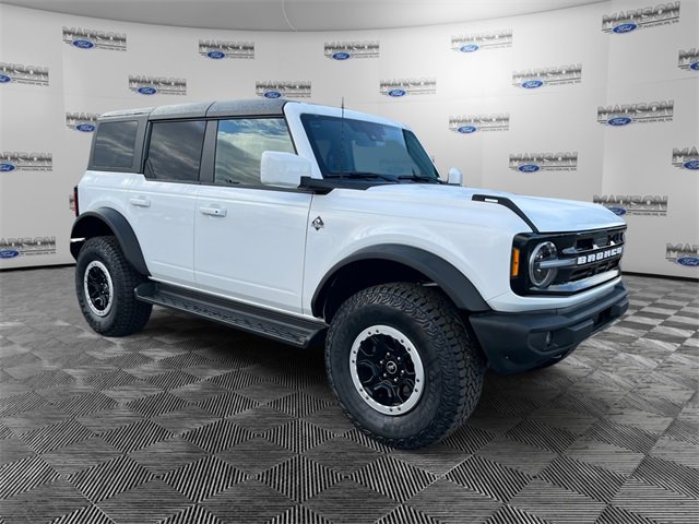 New 2025 Ford Bronco Outer Banks w/ Sasquatch Package image 7