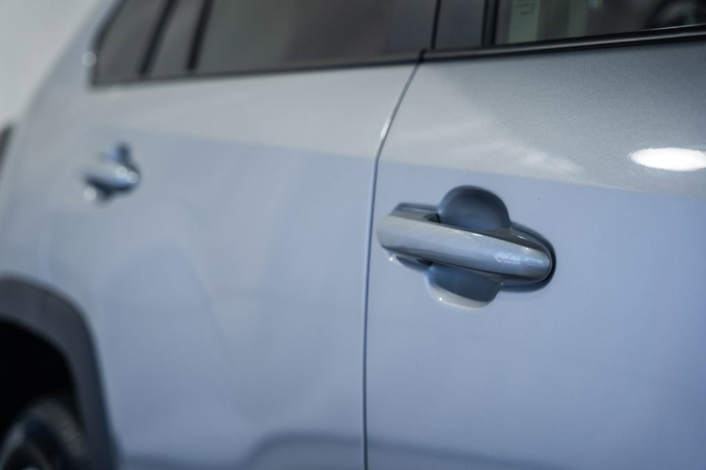 Used 2025 Toyota RAV4 LE image 13